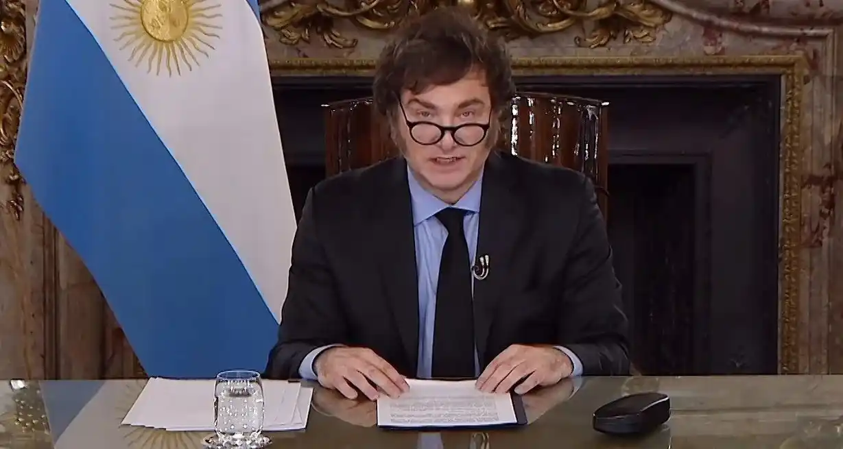 El presidente Javier Milei durante su mensaje por cadena nacional.
