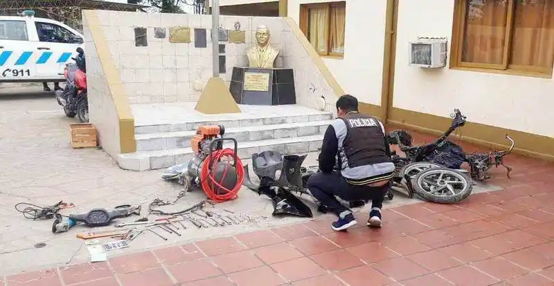 Desarticulan centro de venta de drogas y 
detienen a varios malvivientes en procedimientos