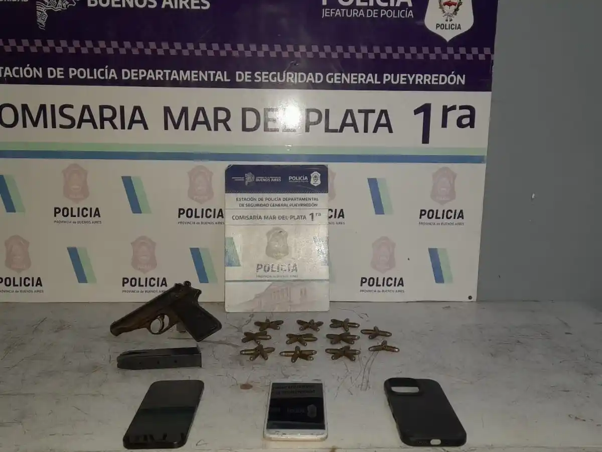 Con la orden judicial otorgada por el Juzgado de Garantías N° 6, los efectivos allanaron una vivienda ubicada en Avenida Colón al 12.100