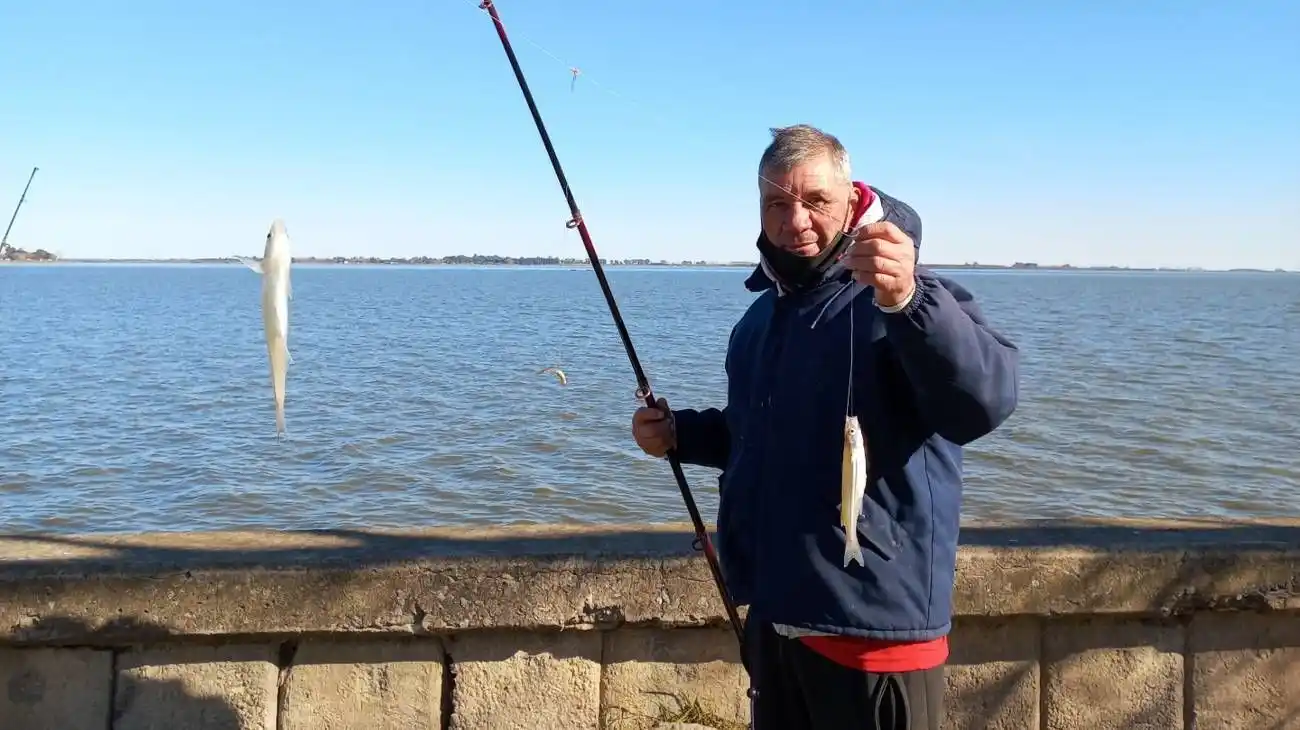 Pesca: Chascomús de costa con dobletes y tripletes