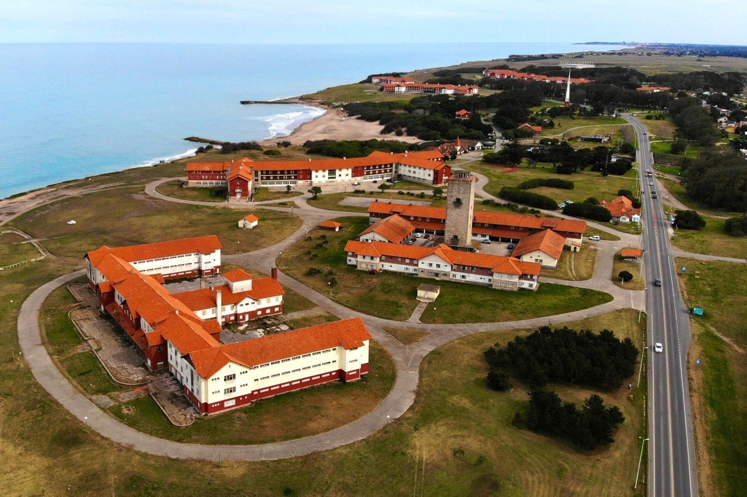 El complejo turístico de Chapadmalal, construido por Perón, fue concesionado a una empresa de Miramar