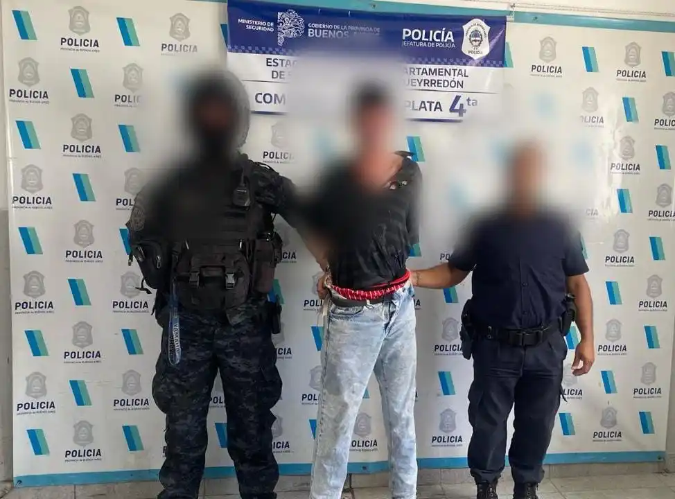 El segundo implicado se dio a la fuga.