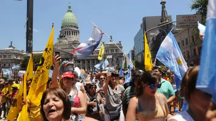 Sentimientos encontrados ante el traspaso presidencial 