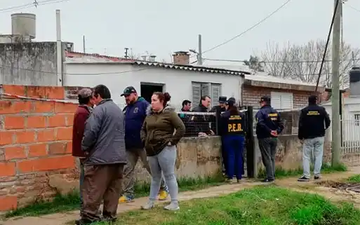 Un joven de 30 años fue brutalmente asesinado a golpes en un barrio de Paraná