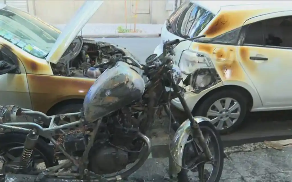 La policía investiga las causas y busca identificar a los responsables.