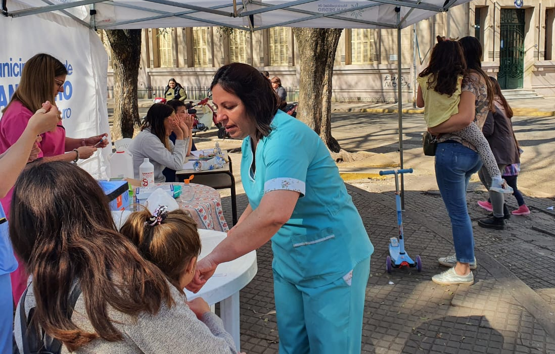 Bajo porcentaje de vacunación contra sarampión, rubéola, paperas y poliomielitis: piden a padres que vacunen a los chicos