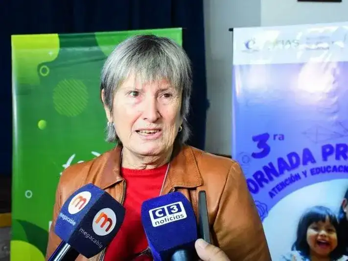 Rechazan medida que establece el cobro
por atención médica a los extranjeros