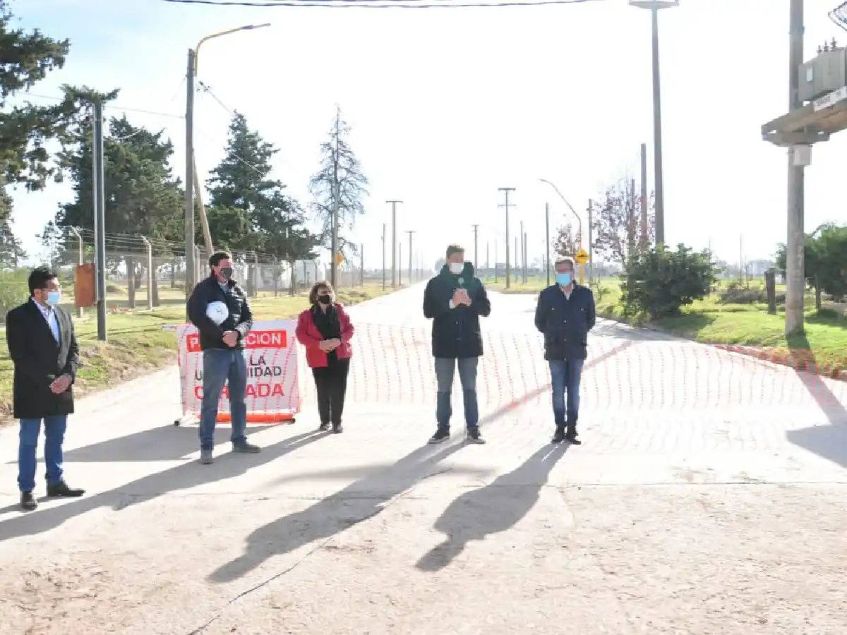 ⁣ Avenida de la Universidad quedó totalmente pavimentada 