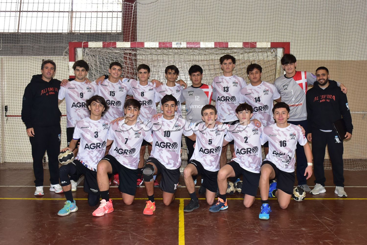 Equipo. Altamira recibió a Once Unidos