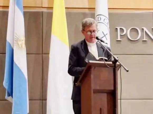 Monseñor García Cuerva animó a “no bajar los brazos” y a la esperanza