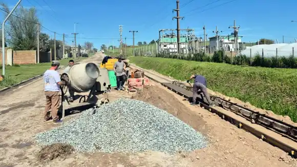 Se realiza cordón cuneta en la localidad de San Manuel