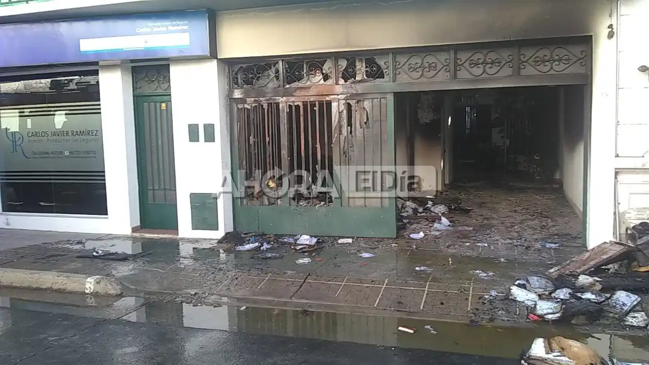 incendio casa ayacucho y urquiza - 1