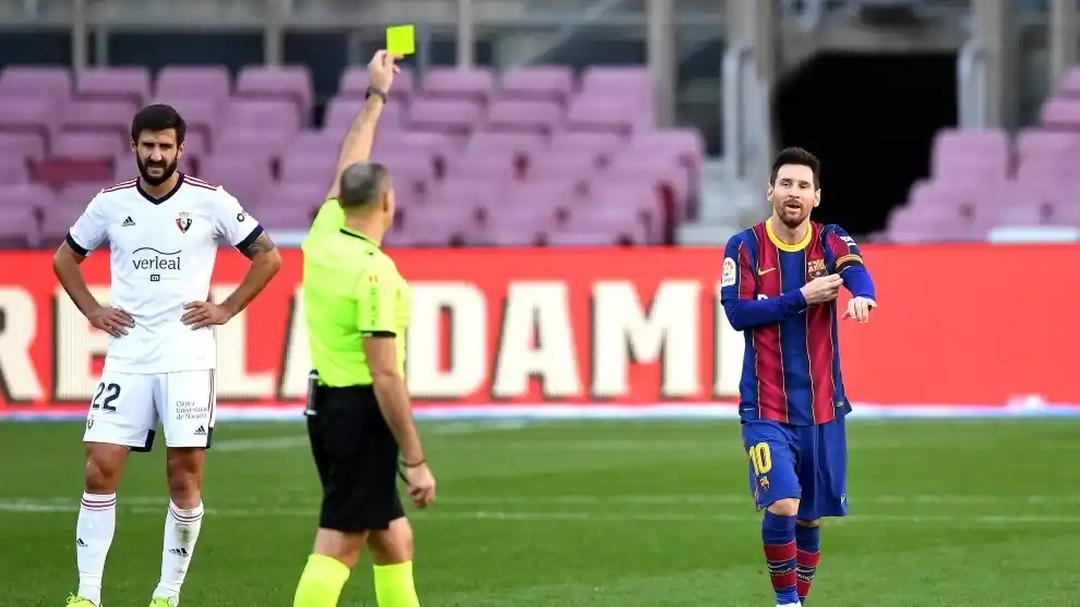 El insólito informe del juez por la amarilla a Messi
