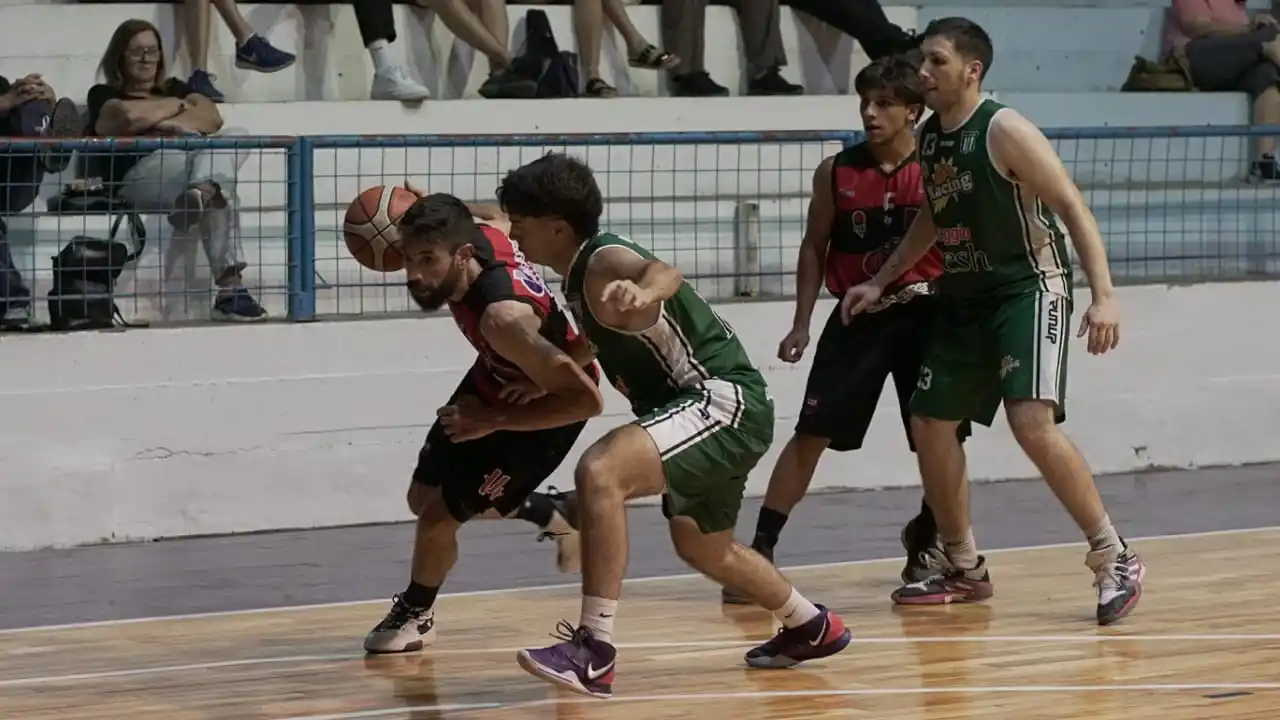 Central ganó el clásico y quedó como único invicto del Oficial de Primera