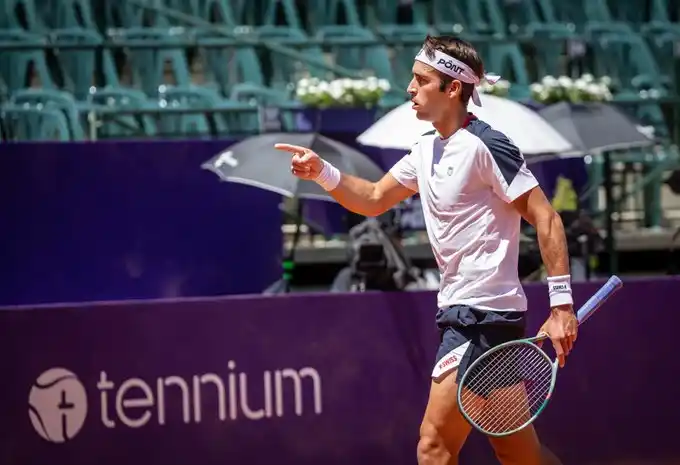 Tomás Etcheverry se metió entre los mejores 8 del torneo. Foto: X Argentina Open