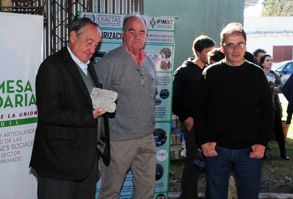 Se presentó el proyecto para elaborar ladrillos a partir de telgopor reciclado 