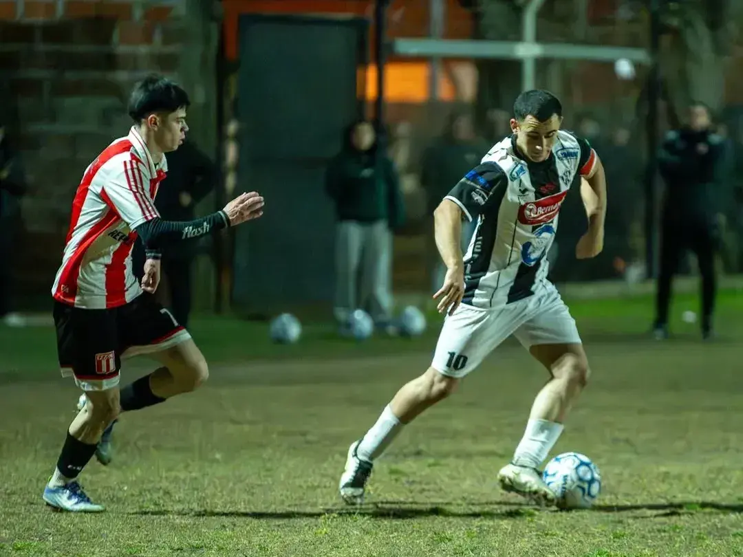 Paraná y Atlético no se sacaron ventajas y terminaron igualando. PH: Lucas Durán.