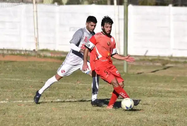 Fútbol: los dos partidos que definirán el Apertura se jugarán mañana