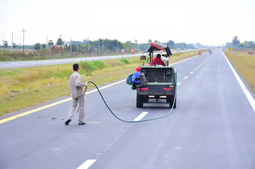 El gobernador Gildo Insfrán llamó a licitación de obras estratégicas