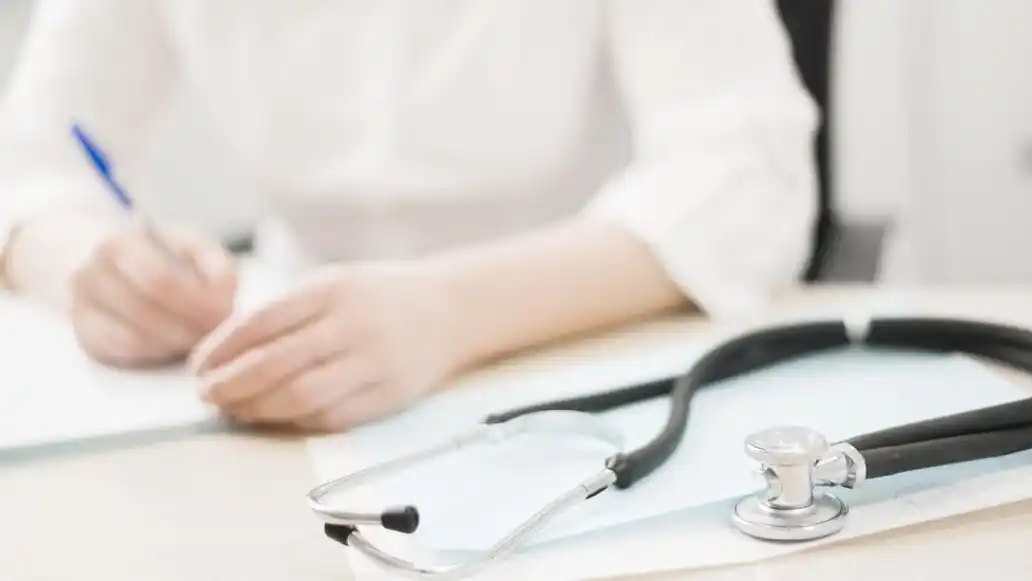 Convocatoria a Médica Forense y Médica Laboralista