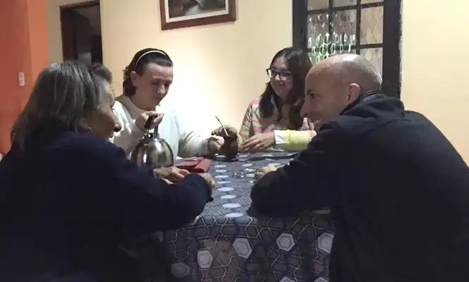 Bortule y Ducoté, con vecinos en San Alejo.