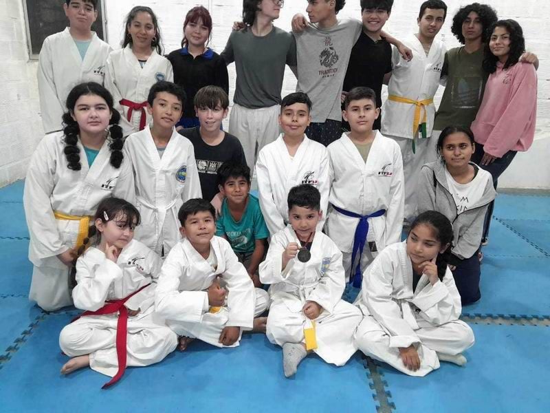 Encuentro de luchadores en Vialidad