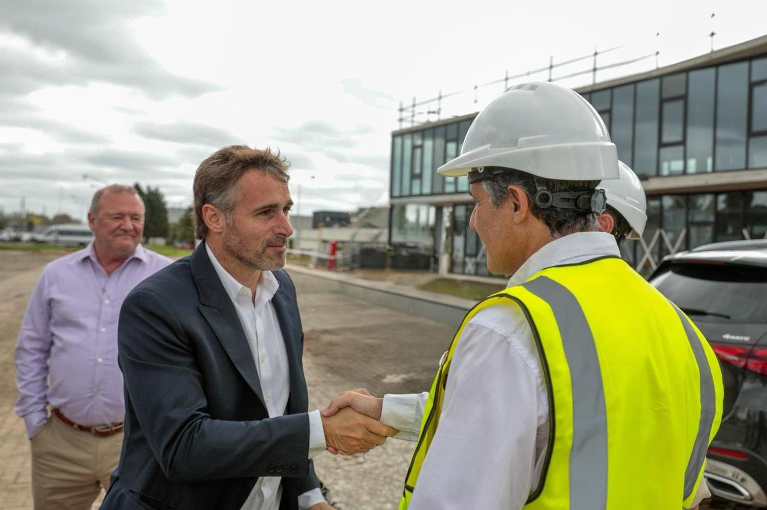 Nueva planta: El intendente Achával visitó la empresa CDV en el Parque Industrial de Pilar