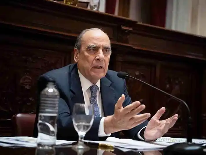 Francos confirmó cuándo vetará Milei la 
ley de jubilaciones aprobada por el Congreso