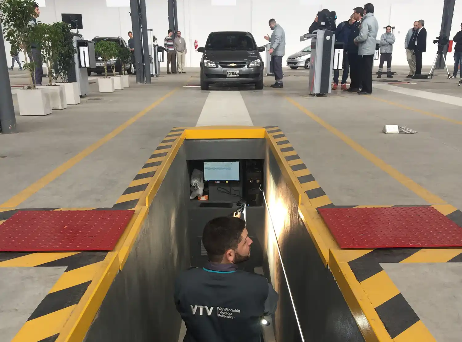 La Provincia duplicará los talleres para hacer la VTV y coparticipará a los municipios