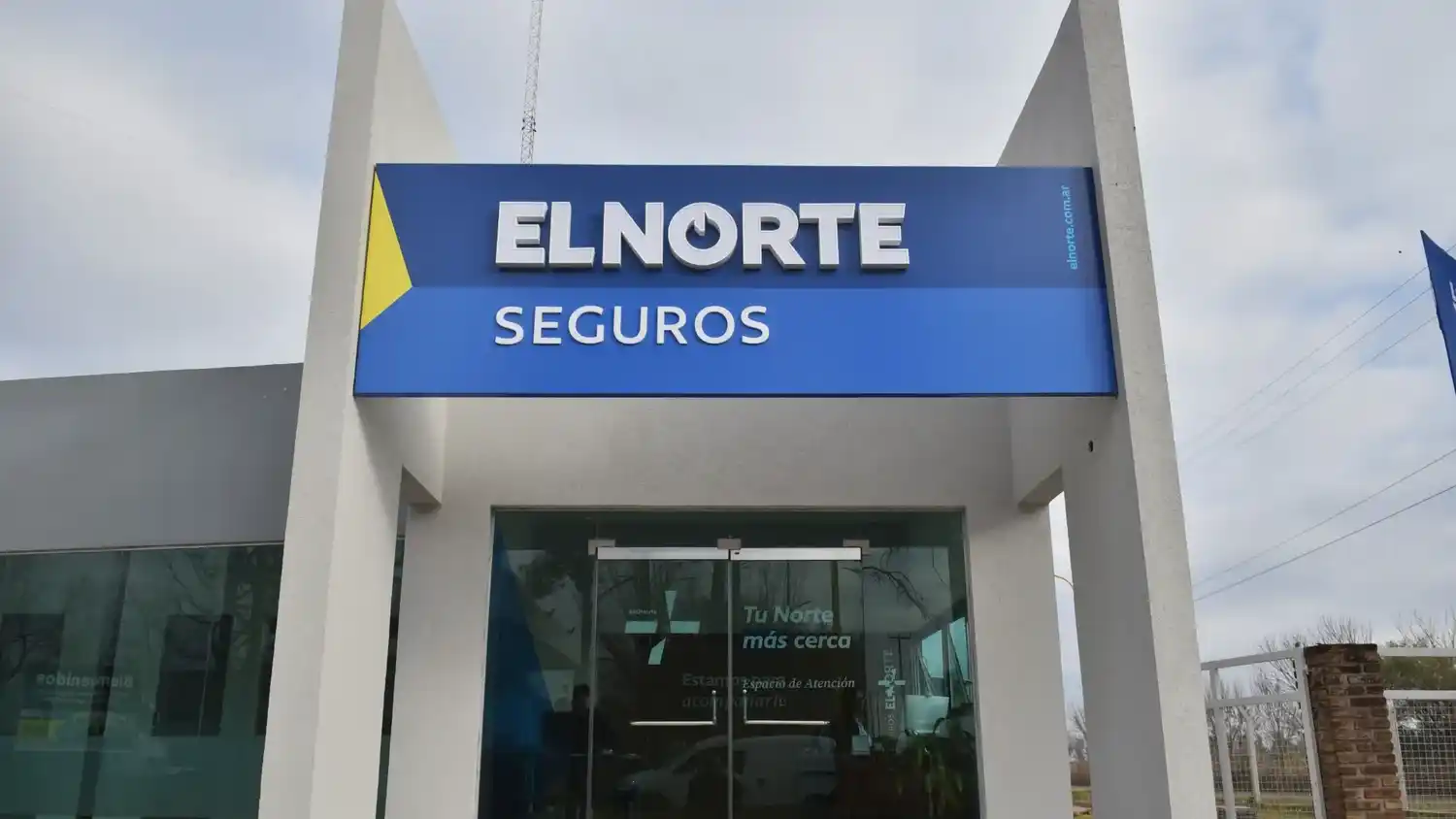 La nueva sede El Norte Seguros en el ingreso al Parque Industrial San Francisco.