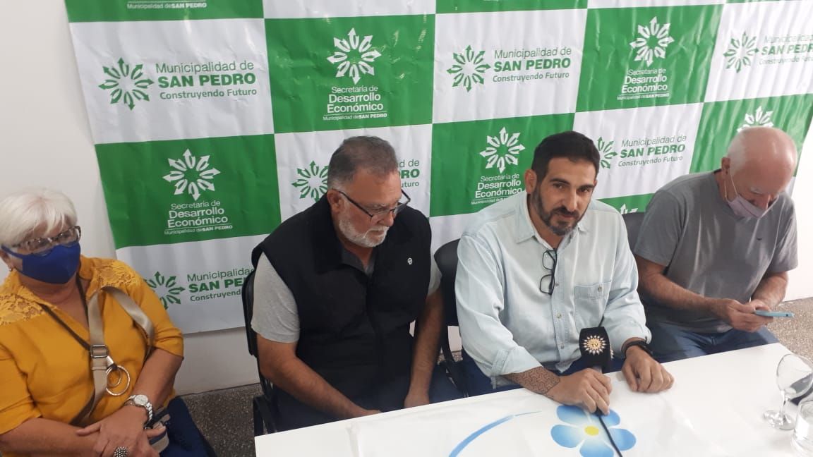 Presentan cerveza artesanal local en conmemoración de los 40 años de Malvinas