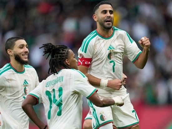 Argelia se ilusiona en la Copa Africana de Naciones y Argentina toma nota: Mahrez el goleador.