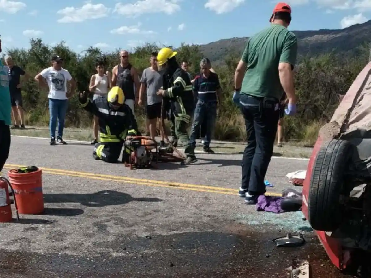 El legislador Oscar González protagonizó un accidente en las Altas Cumbres