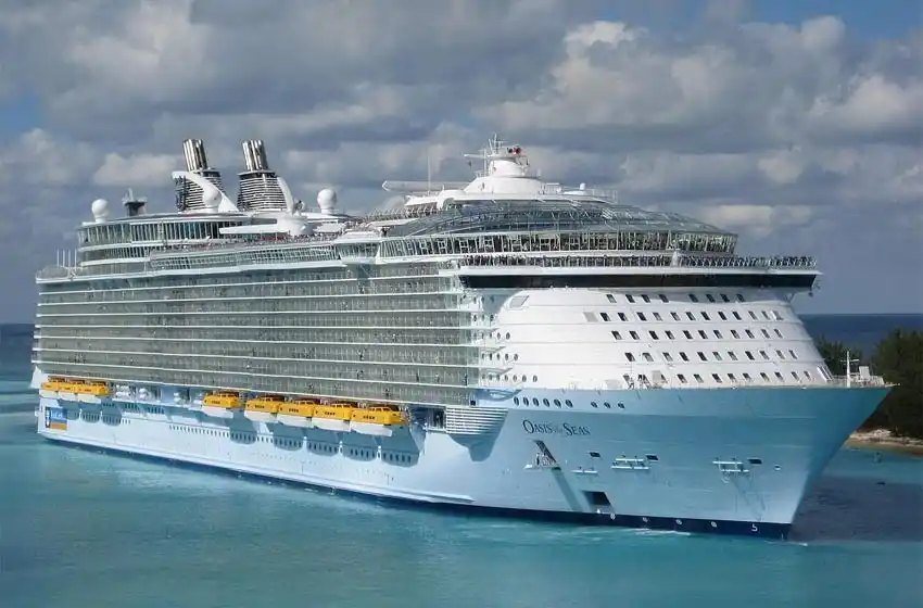 Más de 250 personas se enfermaron a bordo de un crucero Royal Caribbean
