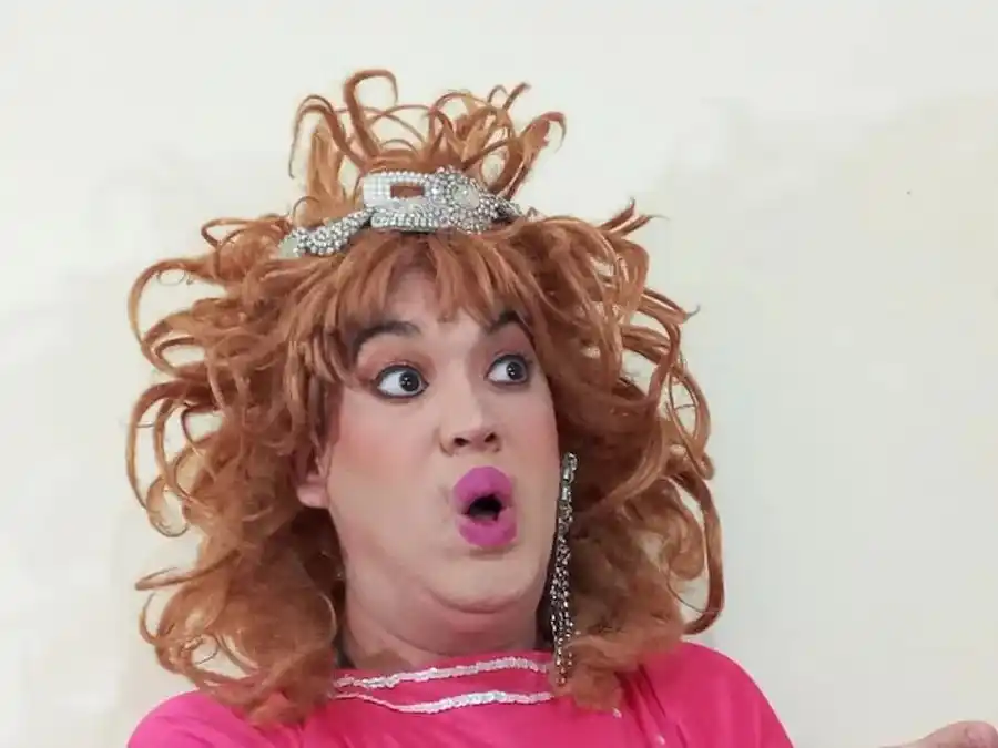 Fabián Sigot llega a Necochea con todos sus personajes