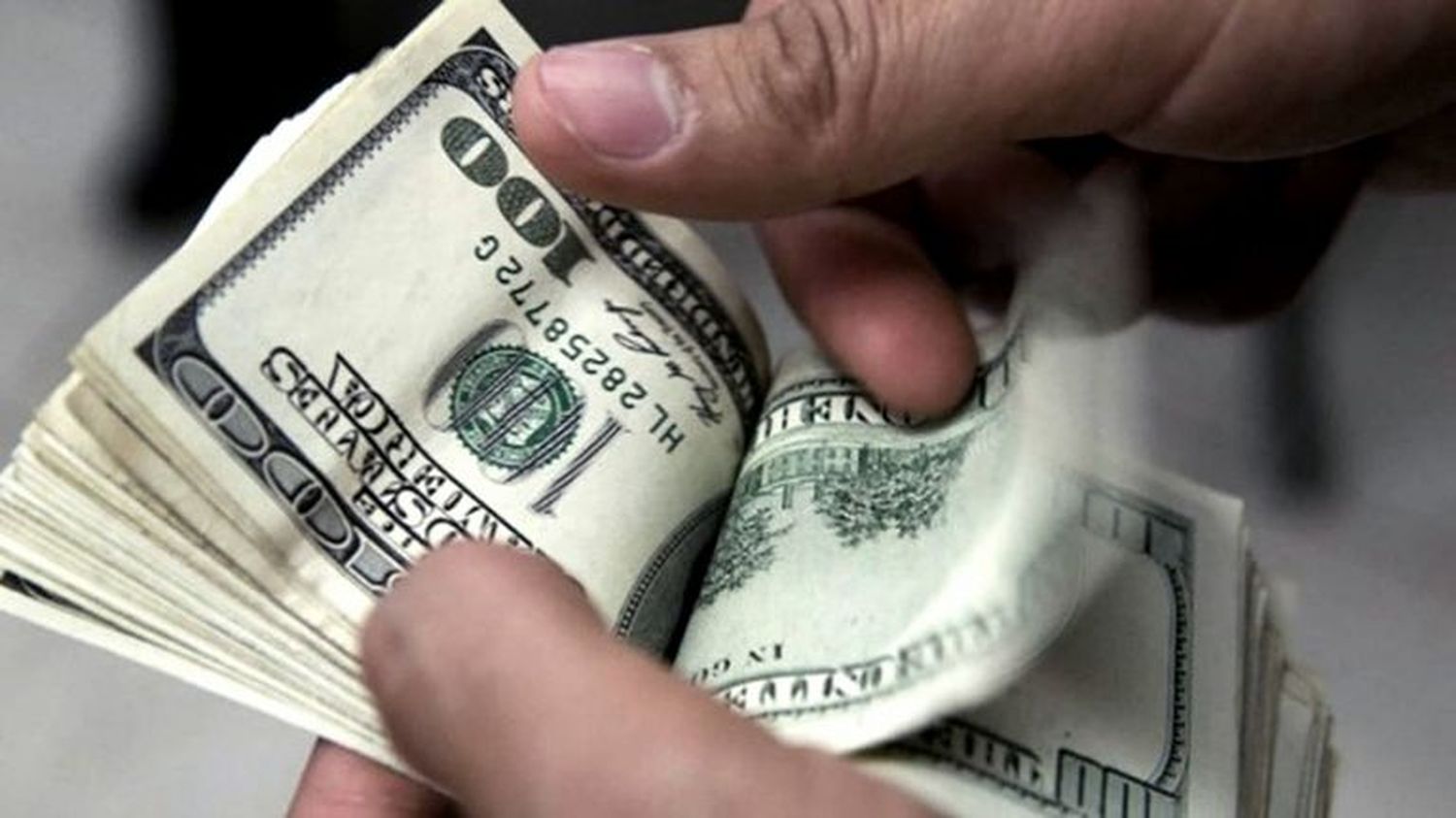 Renuncia de Martín Guzmán: Temor por una disparada del dólar