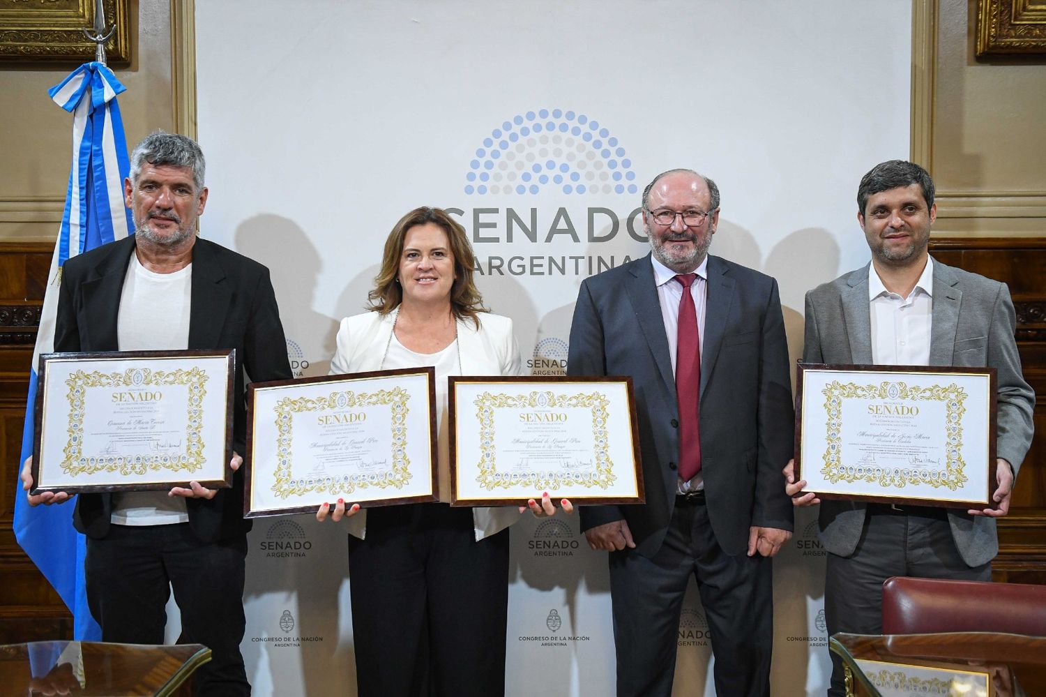 Goyechea en el senado