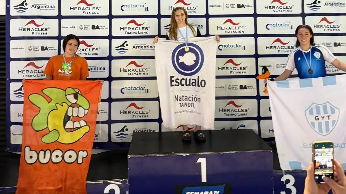 Ponzo, en lo más alto del podio.