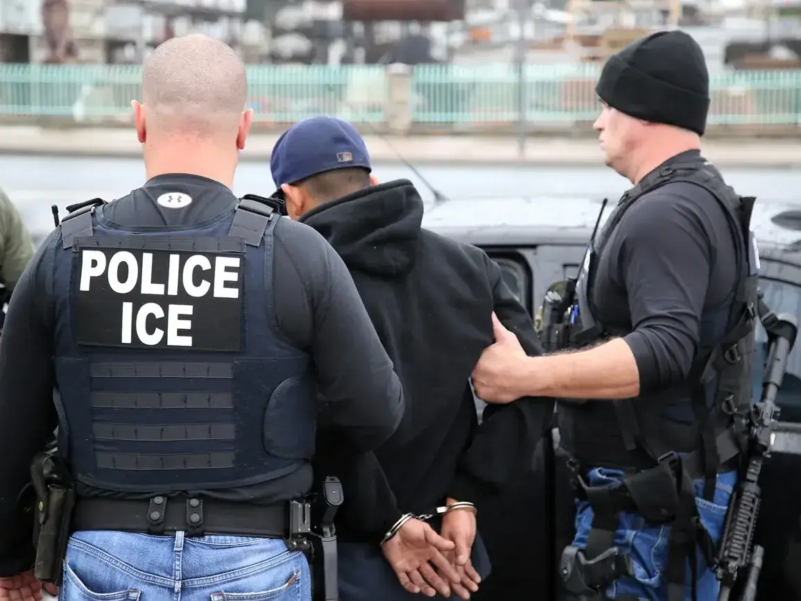El Servicio de Inmigración y Control de Aduanas (ICE) es la agencia encargada de “fortalecer la seguridad fronteriza y prevenir el movimiento ilegal de personas, bienes y fondos hacia, dentro y fuera de Estados Unidos". Foto: Flickr