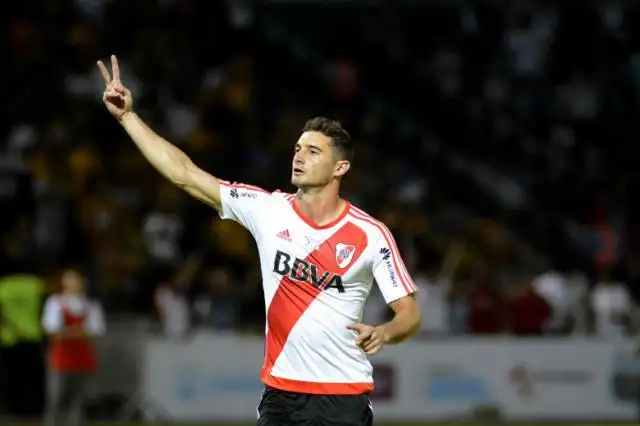 Alario habló después de su decisión de continuar en River