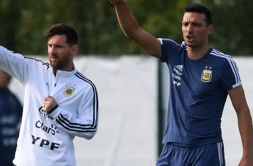 Scaloni tiene el 11 para enfrentar a Qatar: irá con Messi, Martinez y Agüero arriba