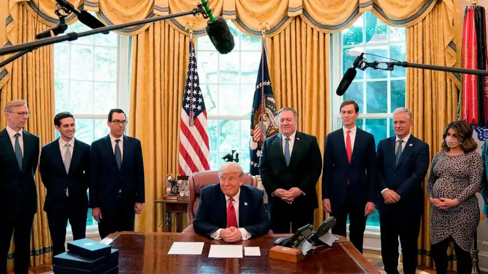 Donald Trump anunció que Sudán e Israel acordaron que normalizarán las relaciones