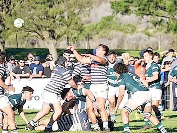 Los Cardos se quedó con el clásico frente a Los 50
