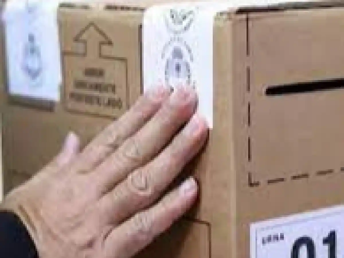 Remarcan que el domingo 25 de junio no se puede sufragar con versiones digitales del DNI