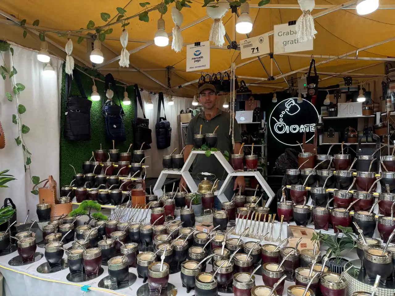 feria mercantil semana santa 2025 19-04-25 - 3