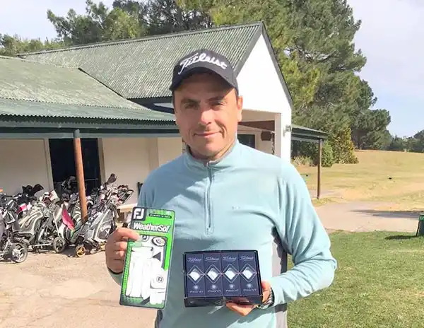 Doble coronación en el Necochea Golf Club