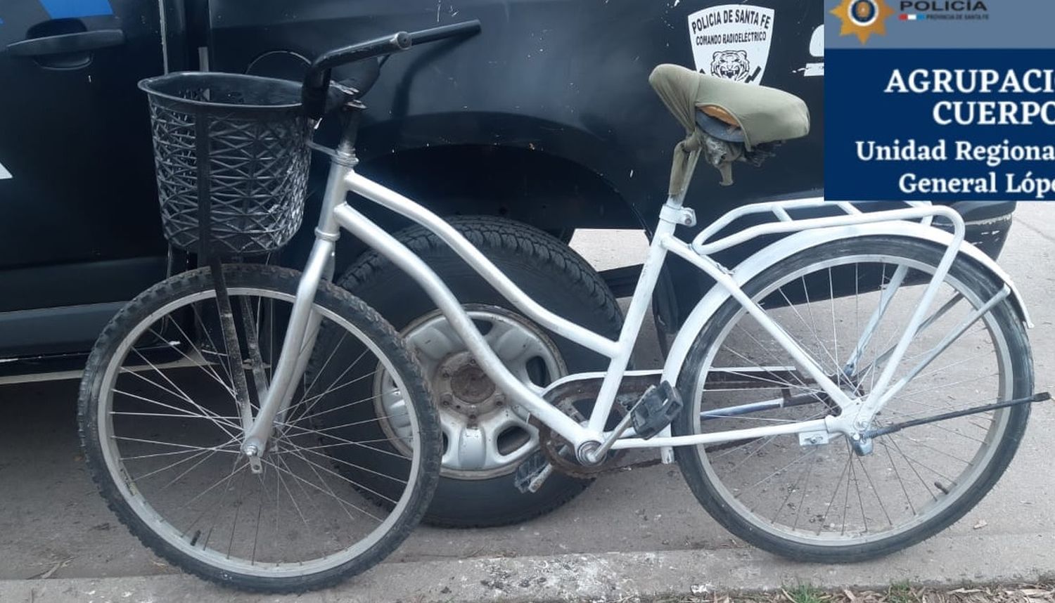 La bicicleta en la cual se trasladaba el joven buscado. Crédito: Relaciones Policiales.