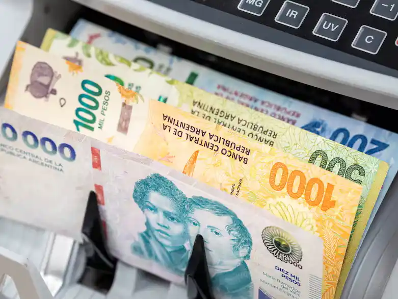 Salario mínimo: cuánto sube cada mes y hasta dónde llegará en 2025