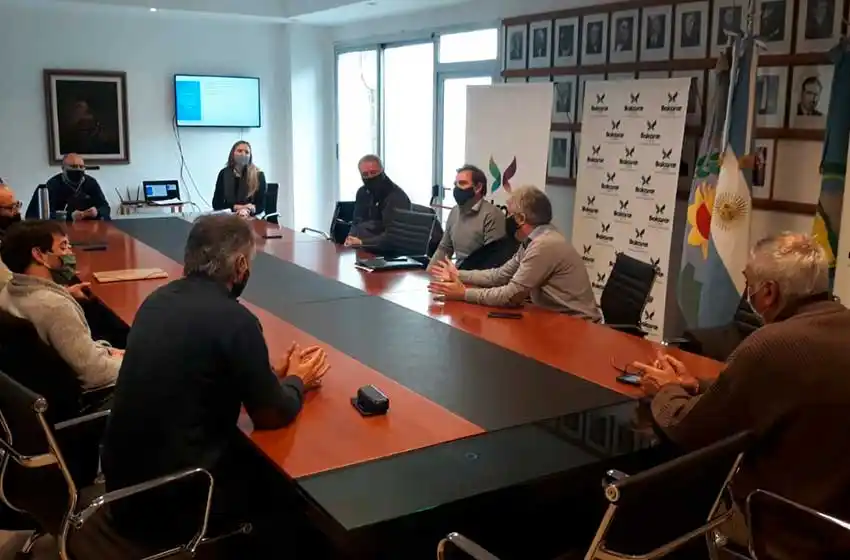 Advierten que habrá sanciones en Balcarce si no se respeta el horario de cierre de negocios