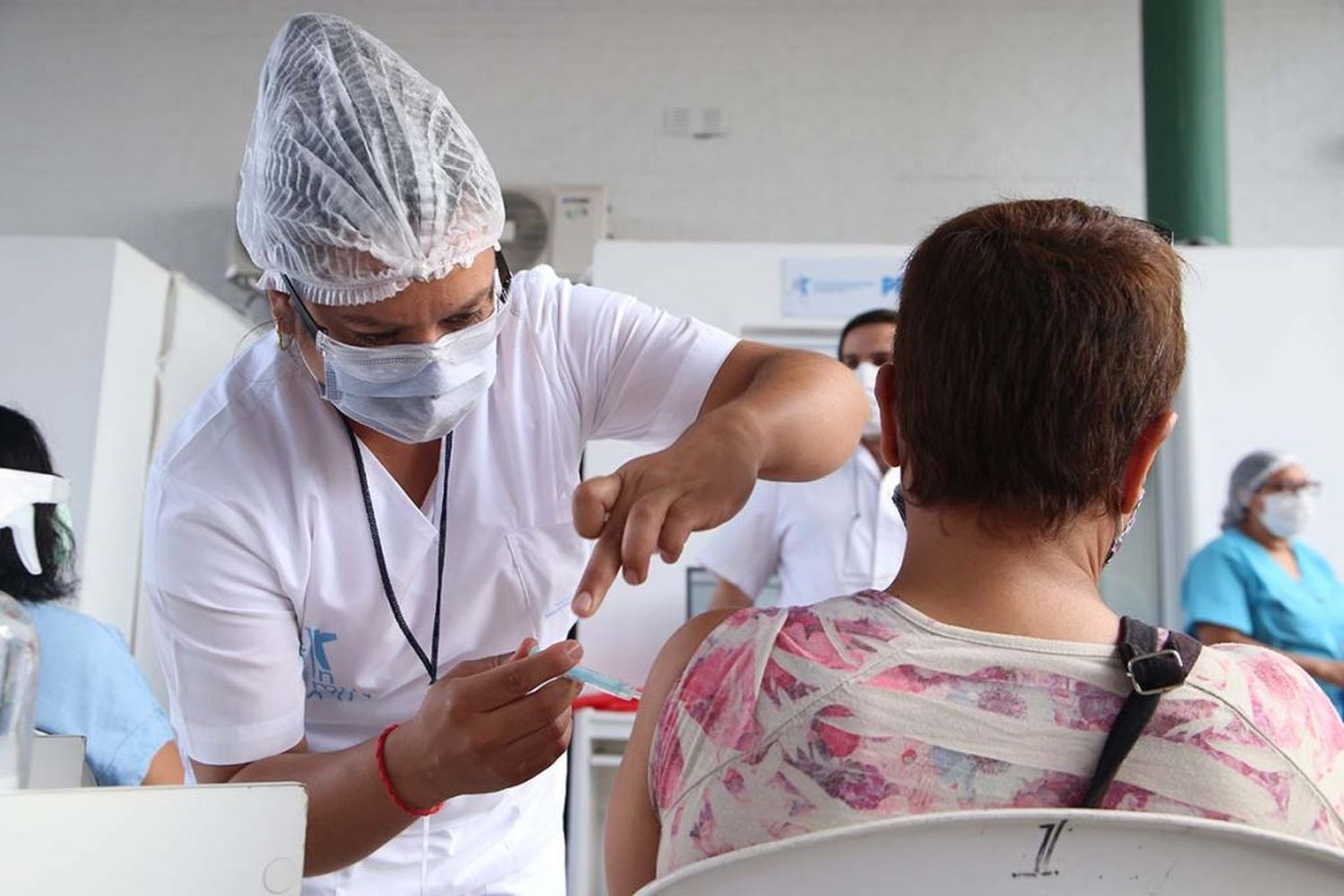 Comenzó la campaña de vacunación antigripal en la Provincia: quiénes deben recibirla